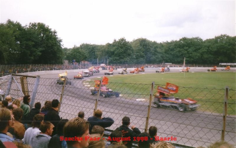Baarlo 08_98 069 _Medium_.JPG