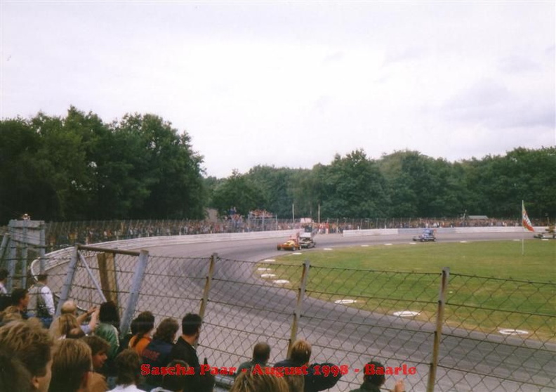 Baarlo 08_98 071 _Medium_.JPG