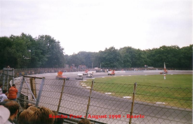 Baarlo 08_98 072 _Medium_.JPG