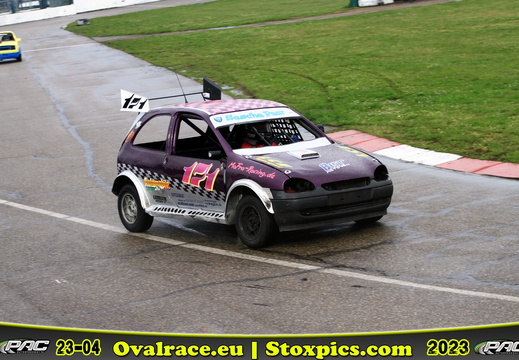 PAC230423 2004